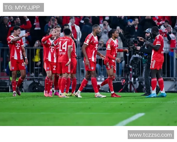 门兴格拉德巴赫主场迎战拜仁慕尼黑争夺德甲荣耀的激烈对决